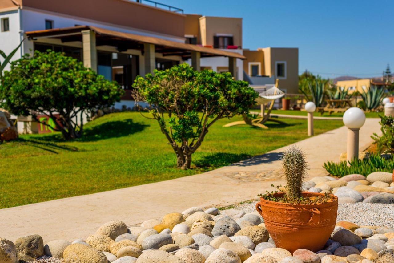 Alkionis Beach Hotel Apartments Sfáka Zewnętrze zdjęcie